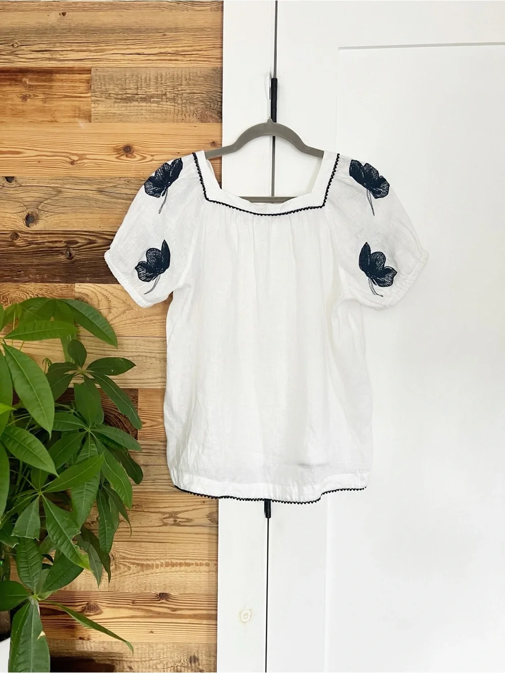 J.Crew White Linen Square Neck Embroidered Puff Sleeve Top Medium